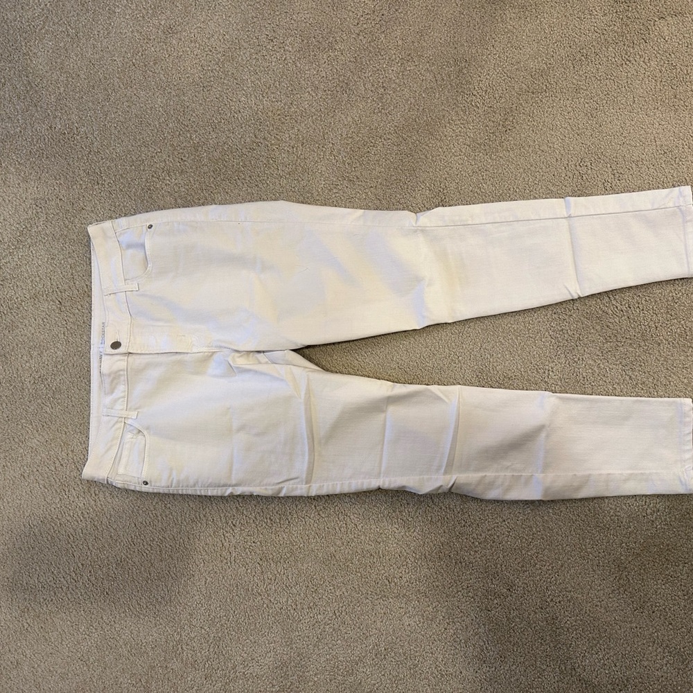 Old Navy Rockstar White Jeans - Picture 2 of 14